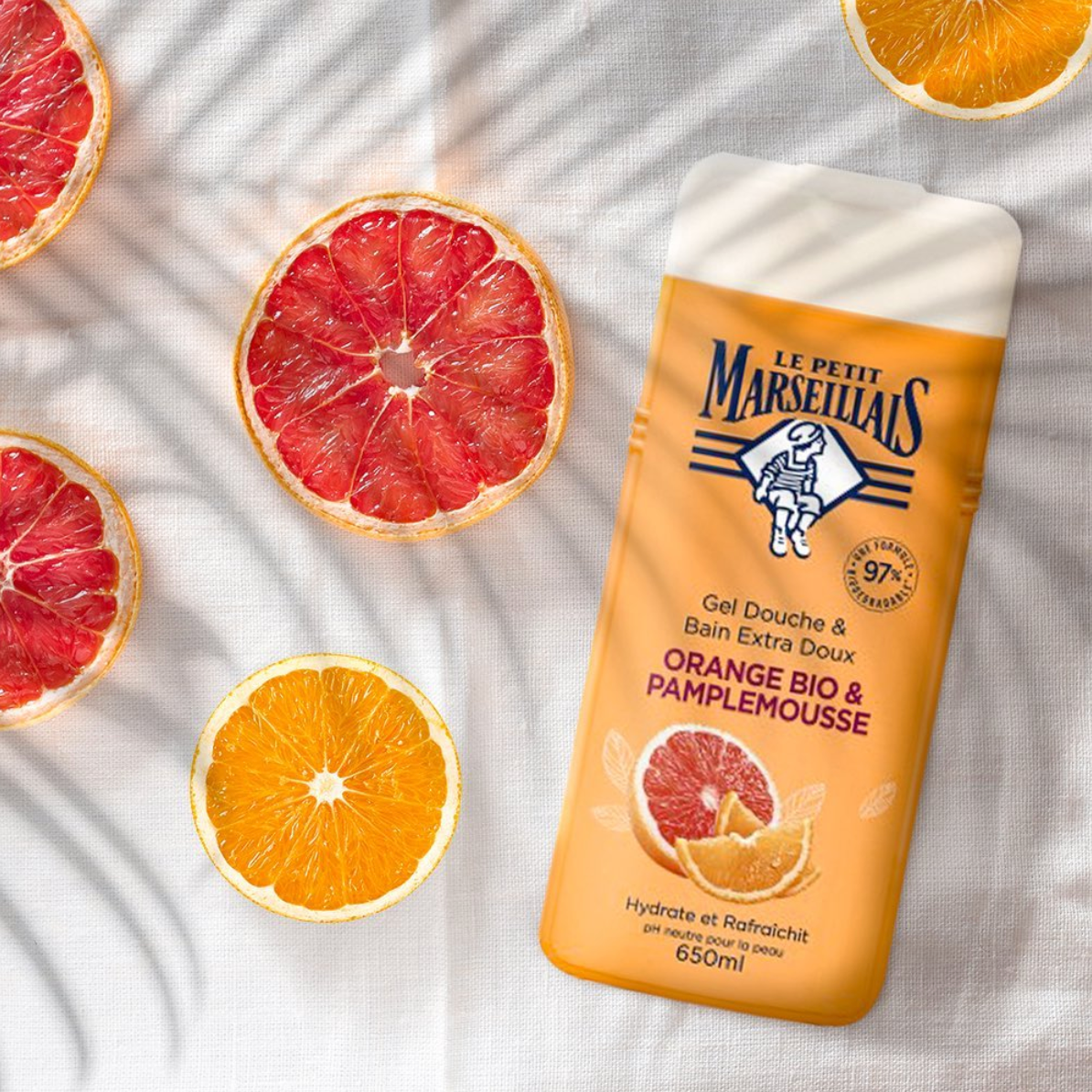 「オレンジ」と「ブンタン」ボディウォッシュ フランスの「ル・プティ・マルセイユ(Le Petit Marseillais)」 650 ml ボディソープ