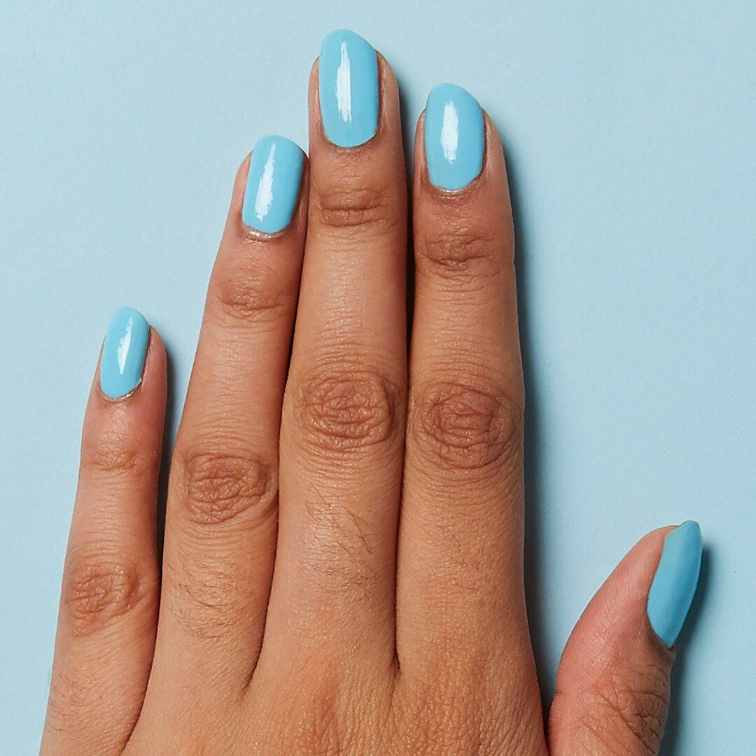 MAKEUP REVOLUTION (メイクアップ レボリューション) エナメル・マニキュア (アクァー) 10ml High Gloss Nail Polish with Avocado Oil (AQUA) 10ml